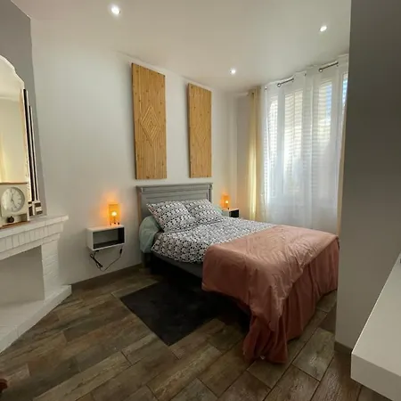 Sur Grande Terrasse Wifi Clim, 2 Apartment